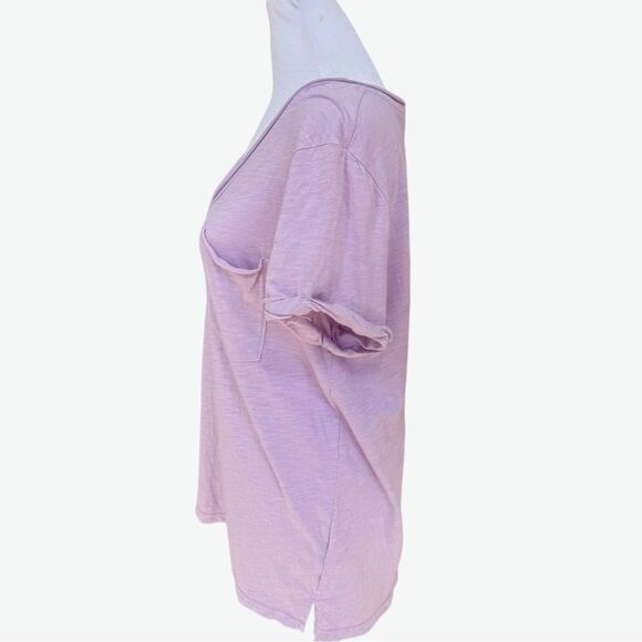 T. La Anthropologie Short Sleeve Purple Flowy Classic V-Neck Pocket Tee. Medium. - Picture 2 of 7